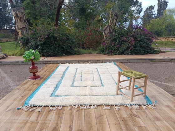 Alfombra bereber marroquí tejida a mano, azul y blanca, 2/3 m – Ahrend, Wool (photo 2 of 9)