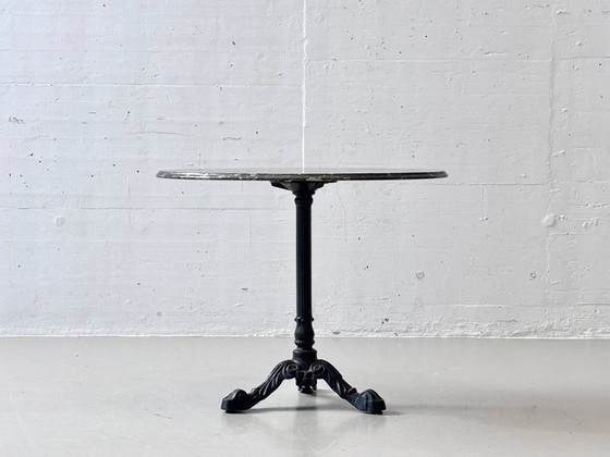 Image 1 of Eleganter dunkler Bistrotisch mit Marmorplatte, 1980er Jahre