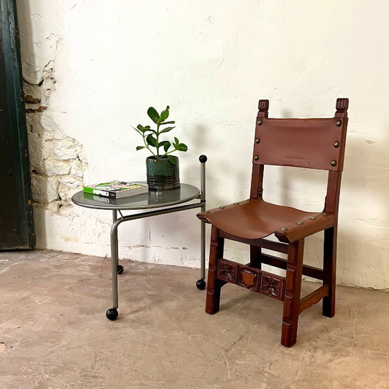 Image 1 of Spanish chair in leather and carved wood, 1950s/60s