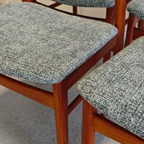 Image 1 of Chaises de salle à manger vintage en teck Formule