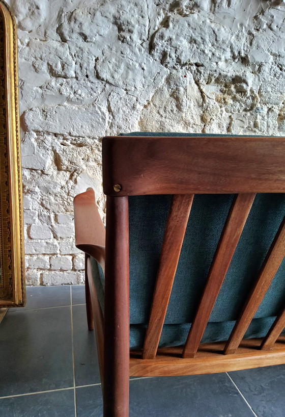 Image 1 of Vintage Scandinavische 3-zitsbank van massief hout