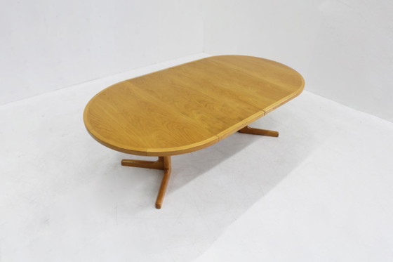 Tavolo da pranzo rotondo allungabile danese vintage – Tavoli da pranzo, Wood (photo 5 of 7)