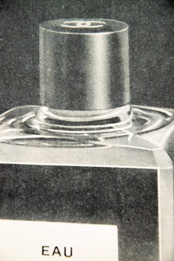 Image 1 of Originele Vintage Chanel Eau de Cologne Reclame Poster 1961 / Niet ingelijst / 33x25cm / Zeer Goede Staat / Geen Herdruk