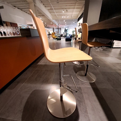 Vitra Hal Ply barkruk