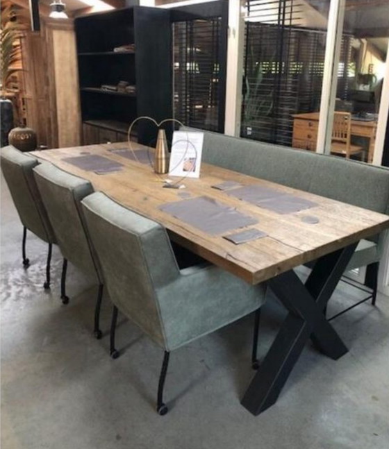 Image 1 of Tavolo in rovere massello antico 260x100x5cm