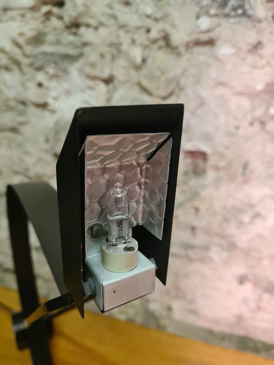 Zippo Tischlampe von Eric Solé – Atea, Tischlampen, Metal (photo 8 of 8)