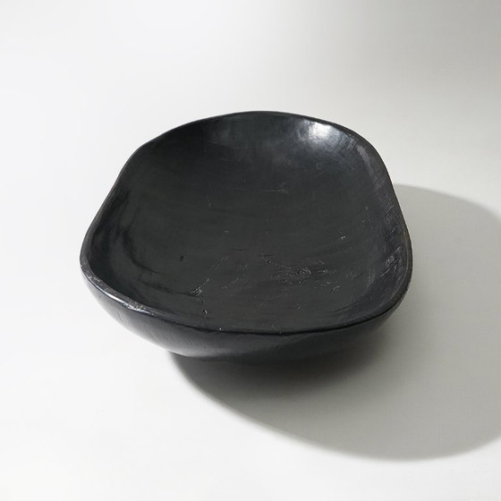 Image 1 of Ciotola in legno nero dalla forma organica, anni '60