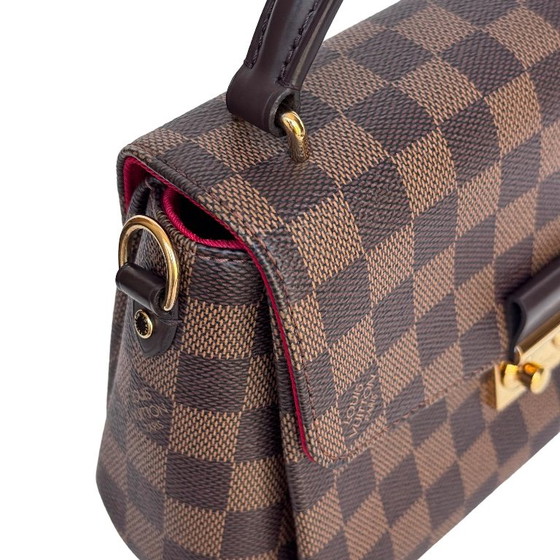 Louis Vuitton Croisette – Crossbody bags, Calfskin (photo 7 of 14)