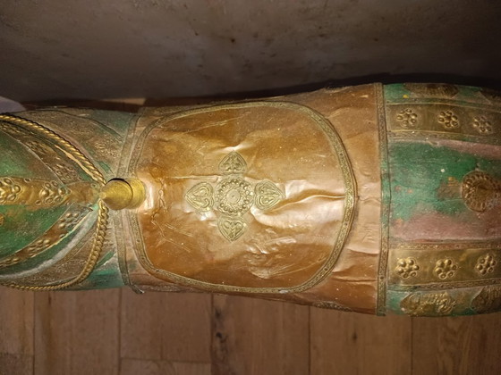 Image 1 of Decoratief Paard in Groene Patina en Gouden Accenten