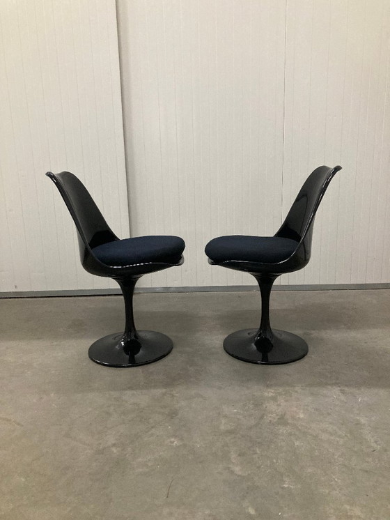 Image 1 of 2 replica Saarinen Tulip chair black dining chair
