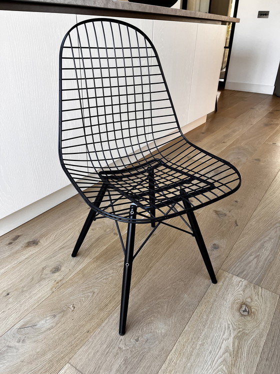 Image 1 of Sillas de comedor Vitra de 6 piezas: combinación de DKR, DAW y DKW