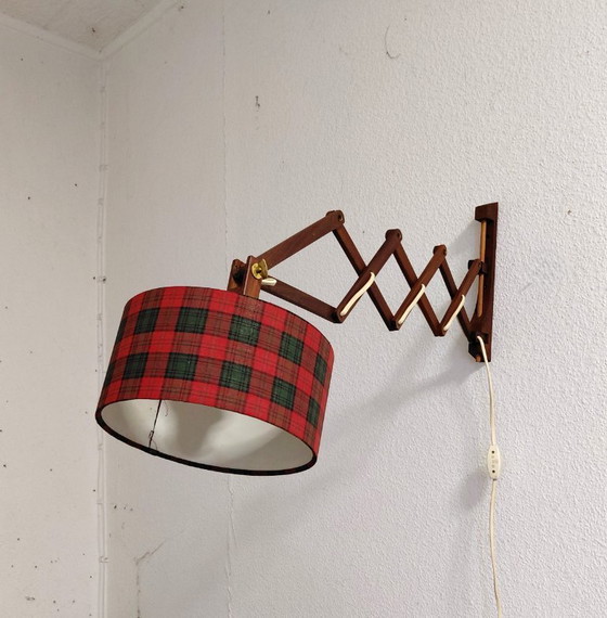 Image 1 of zestiger jaren teak schaarlamp 