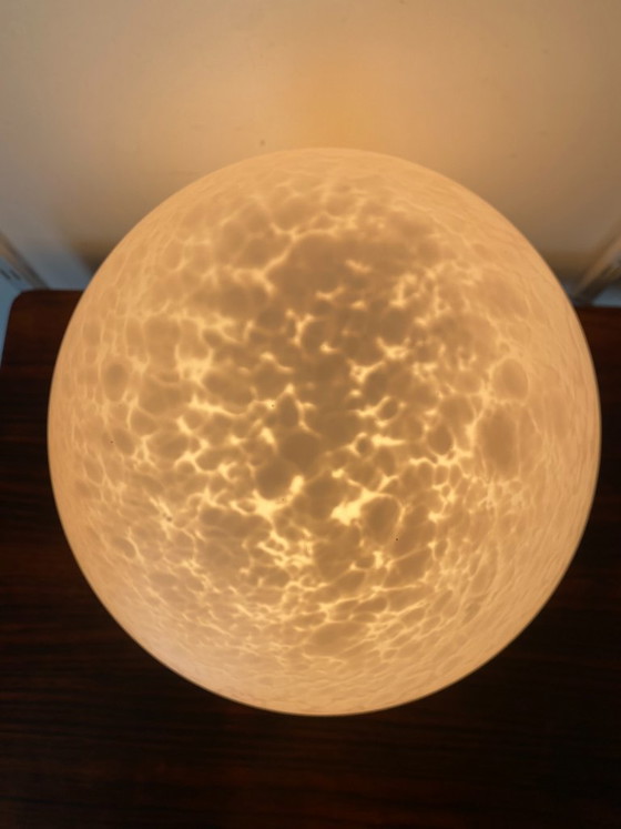 Image 1 of Luminaire Lampe œuf egg rose en verre moucheté verre de Vianne vintage 1970