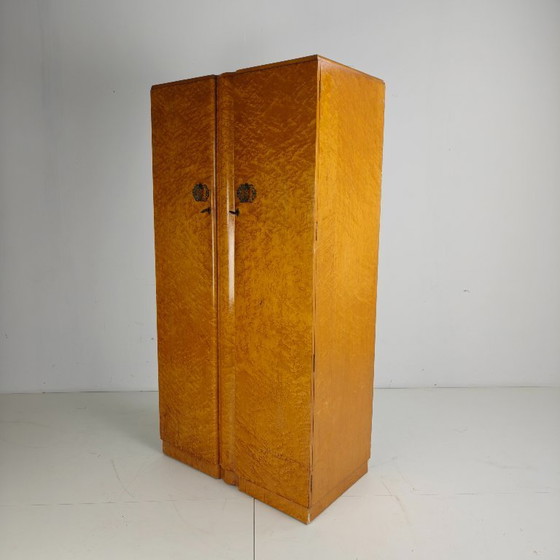 Image 1 of Guardaroba maschile in stile Art Déco inglese – Wrighton Furniture