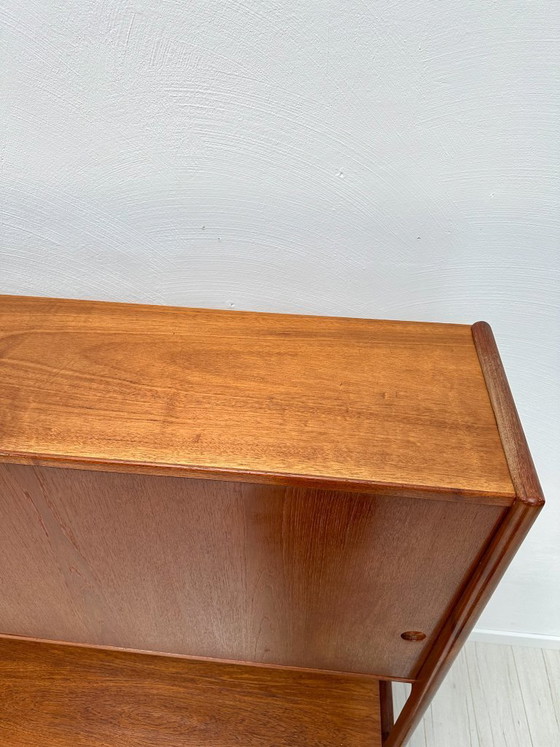 Image 1 of Dänisches Teak-Highboard RY20 aus den 1950er Jahren von Hans J. Wegner für Ry Møbler – Mid-Century-Schrank