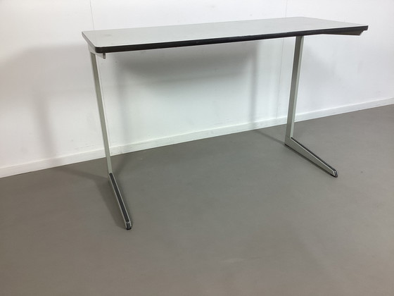 Image 1 of Vintage Friso Kramer Ahrend de Cirkel result bureau