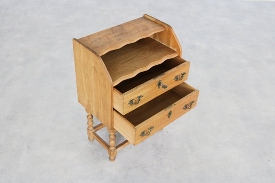 Image 1 of brutalist nachtkastje 