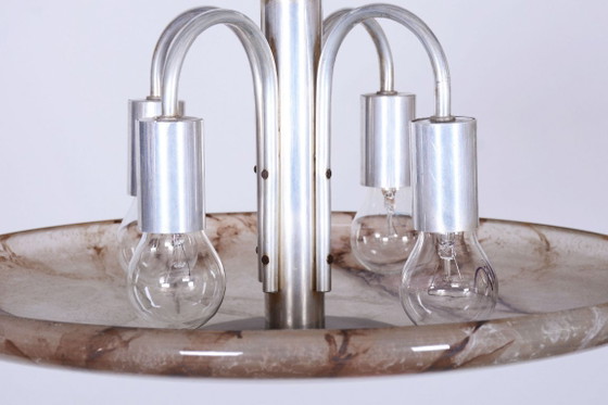 Restaurierter Art-Deco-Kronleuchter, Aluminium, Marmorglas, neu verkabelt, Tschechien, 1940er Jahre (photo 6 of 12)
