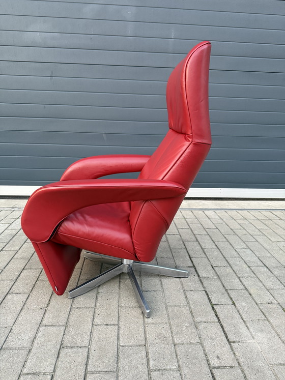 Image 1 of Poltrona relax Jori Symphony, recente, in pelle Celia rossa, taglia media, in ottime condizioni!