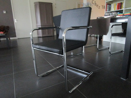 Kristalia Sushi Esstisch (Design: Bartoli Design) Mit 4 H5L Esszimmerstühlen (Design Walter Hösel) (photo 14 of 18)