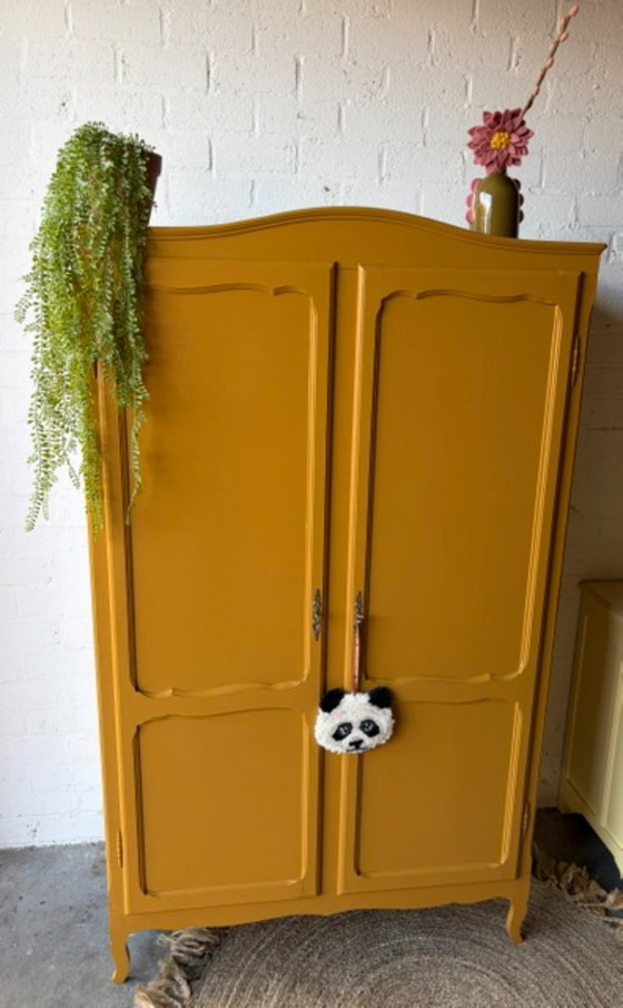 Vintage Antique Girls' Closet, Wardrobe Restyled – Wood (photo 5 of 19)