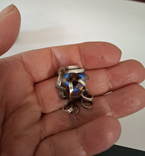 Image 1 of Originele zilveren oorbellen van Ostrowski Design met Swarovski-kristallen.