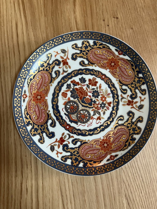 Vintage Japans Imari porseleinen decoratief bord met bloemmotieven