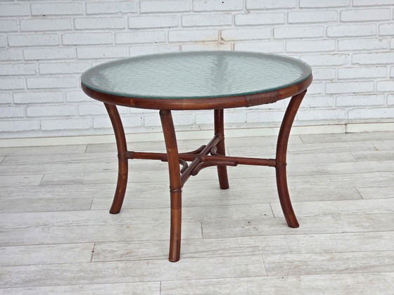 Image 1 of Ensemble de fauteuils de café danois des années 1970, en rotin et tissu nubuck.