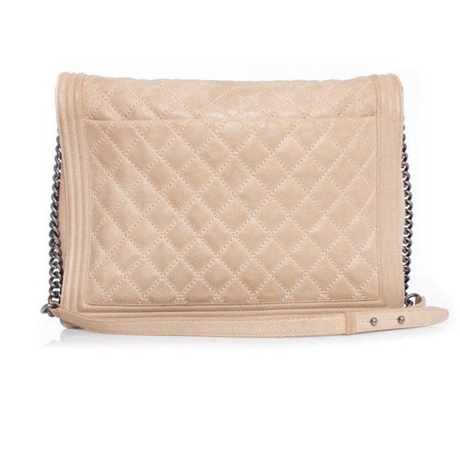 Chanel, borsa Boy grande in morbida pelle beige