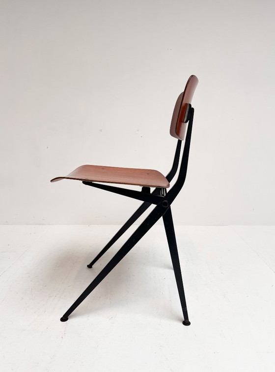 Image 1 of Ensemble de 4 chaises d'école par Ynske Kooistra pour Marko Holland, 1960