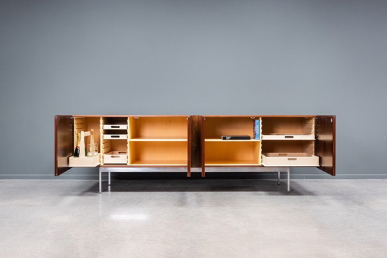 Image 1 of B40 dressoir