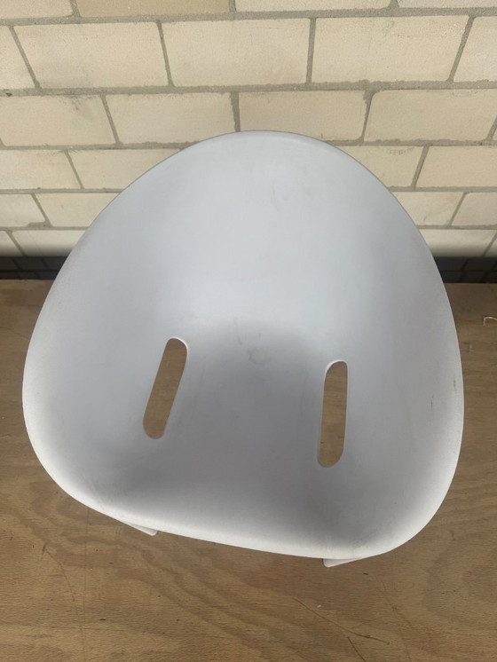 Image 1 of Driade Soft Egg chair by Philippe Starck
