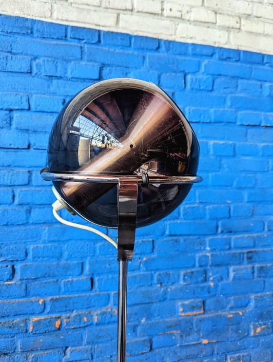 Image 1 of Lampadaire vintage design néerlandais Raak Globe