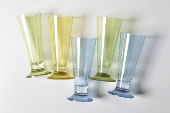 Set di 5 bicchieri da acqua colorati gialli, verdi e blu / Turchia / Anni 2000 – Bicchieri e caraffe, Glass (photo 2 of 10)