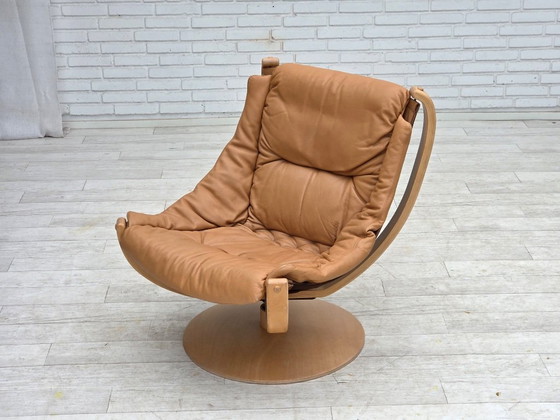 Image 1 of Scandinavische draaibare fauteuil uit de jaren 80, meubelleer, gebogen hout.