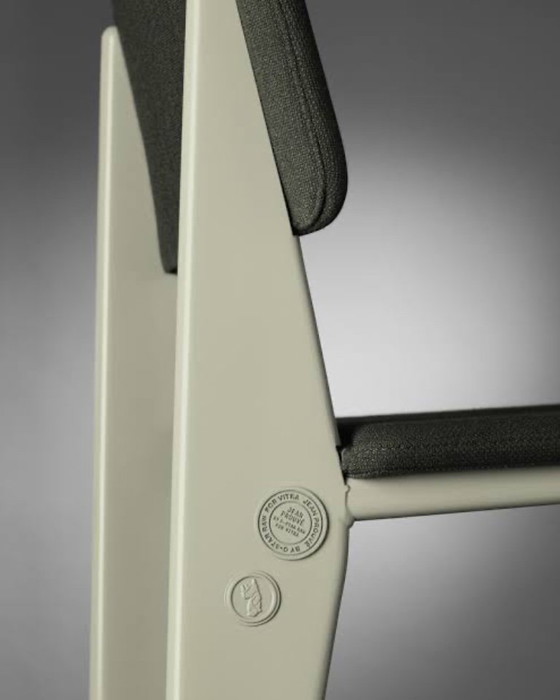 14 Vitra x G-Star RAW – Jean Prouvé Standard Chair (RAW Edition) – Sedie da pranzo, Aluminium (photo 3 of 7)