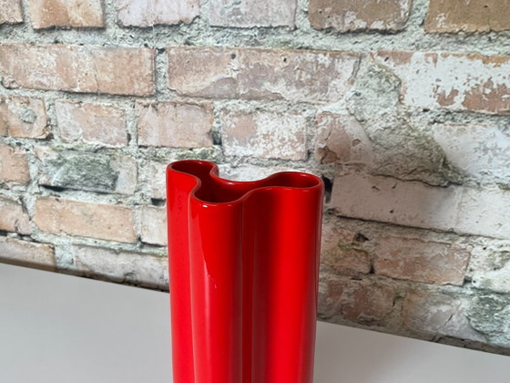 Image 1 of Rote Vase