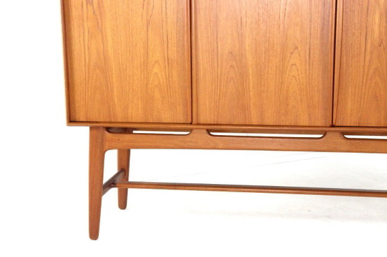Image 1 of Credenza Svend Aage Madsen per K. Knudsen & Son, design vintage danese