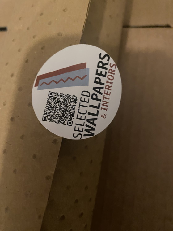 Image 1 of Sfondo estivo di House of Hackney Hollyhocks