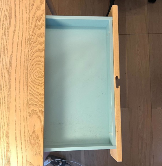Image 1 of Modern klassiek bureau van licht hout