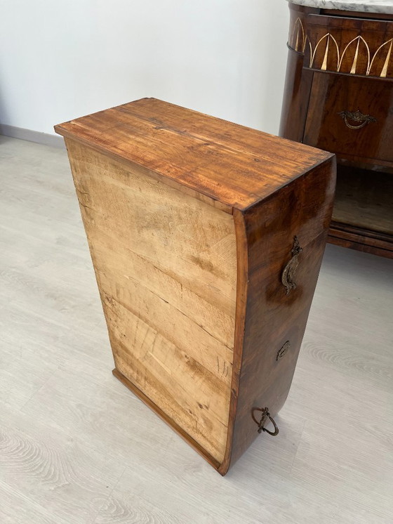 Image 1 of Cassettone - Noce - Comò con specchiera