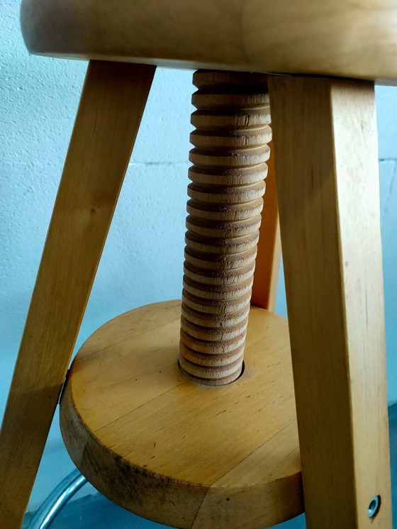 Image 1 of Vintage swivel stool/work stool piano stool potter's stool