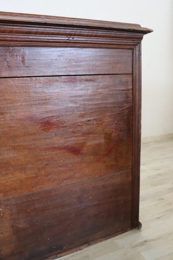 Image 1 of Antiguo reclinatorio de nogal, Italia S. XVIII