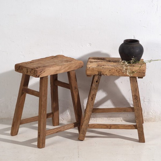 Taburetes antiguos de madera maciza (c.1900). Juego de dos piezas #2 (photo 5 of 34)