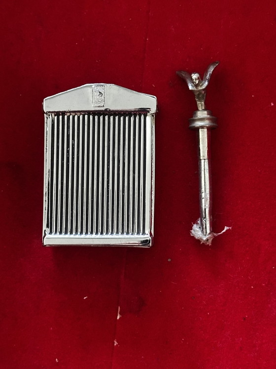 Image 1 of Accendino a benzina con griglia Rolls Royce d'epoca