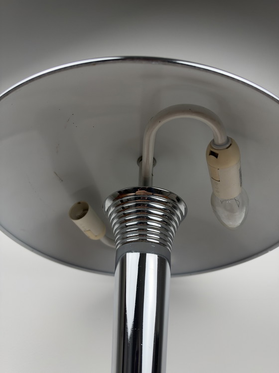 Tafellamp in Oceaanstomer / Paddenstoel Stijl – Verchroomd Metaal – vintage, Tafellampen, Chrome, Metal (photo 4 of 12)
