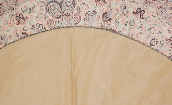 Image 1 of Oriental Handmade Tablecloth, Very Finely Crafted from Silk Threads, 100 x 100 cm