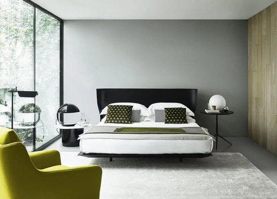 Image 1 of Materasso B&B Italia Alys, dimensioni 180x210 cm, con cinghie in pelle.