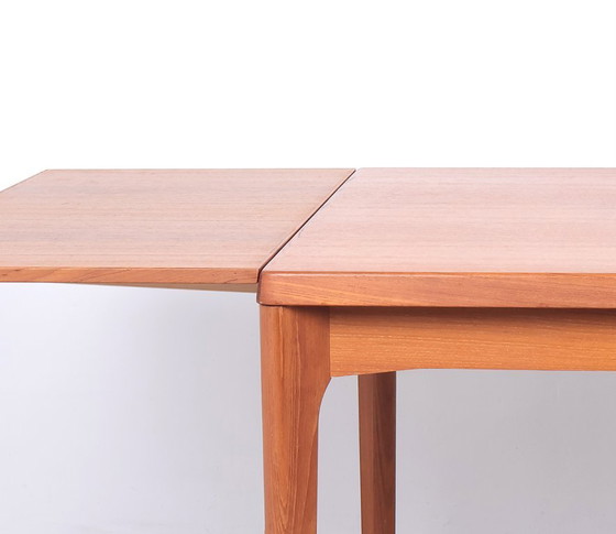 Image 1 of Deens design Henning Kjaernulf eettafel, 1960s