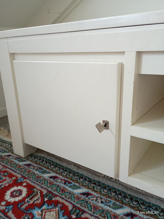 Image 1 of Tv kast Ral 9010